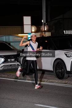 Runner Photo 1815807