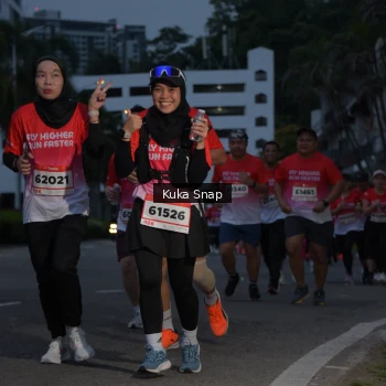 Runner Photo 1815818