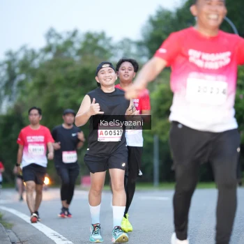 Runner Photo 1815903