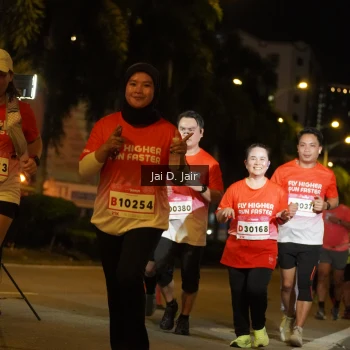Runner Photo 1815906