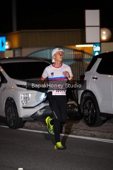 Runner Photo 1815915