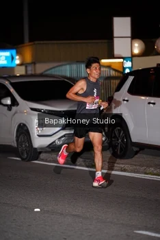 Runner Photo 1816086