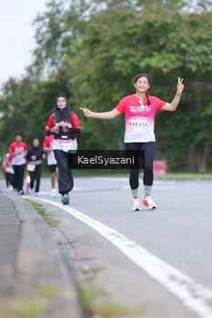 Runner Photo 1816117
