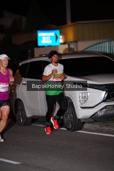 Runner Photo 1816167