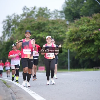 Runner Photo 1816228
