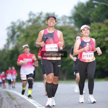 Runner Photo 1816230