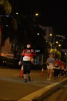 Runner Photo 1816233