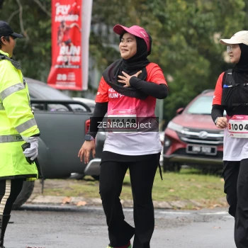 Runner Photo 1816264
