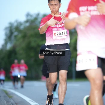 Runner Photo 1816276