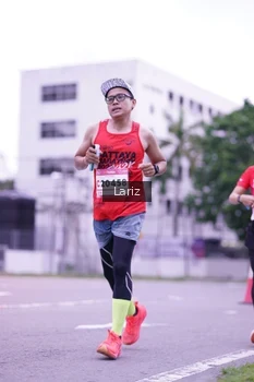 Runner Photo 1816470