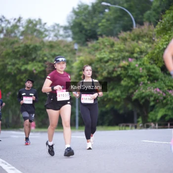 Runner Photo 1816541