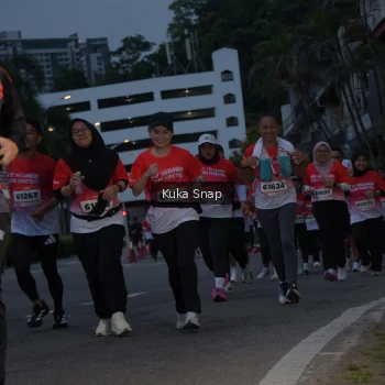 Runner Photo 1816587