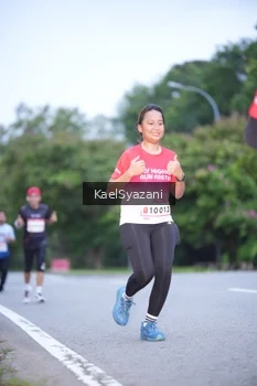 Runner Photo 1816603