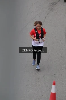 Runner Photo 1816669