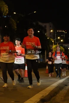 Runner Photo 1816681