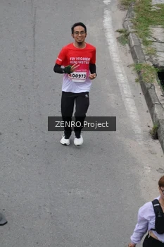 Runner Photo 1816692