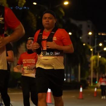 Runner Photo 1816728