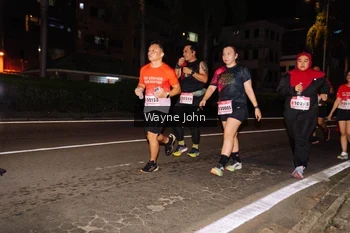 Runner Photo 1816869