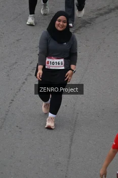 Runner Photo 1816885
