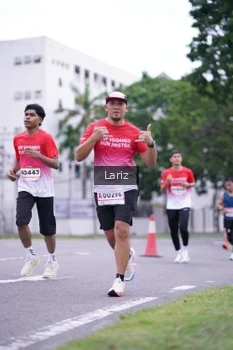 Runner Photo 1816920