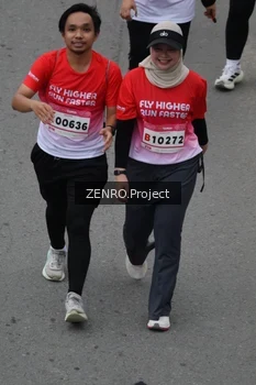 Runner Photo 1816961