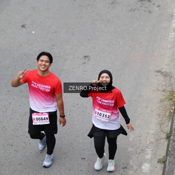 Runner Photo 1817322