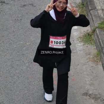 Runner Photo 1817436