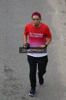 Runner Photo 1817483