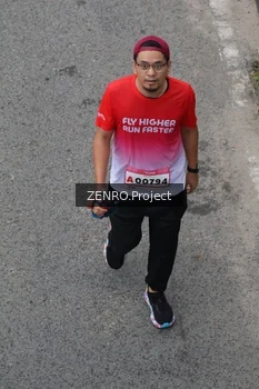 Runner Photo 1817492