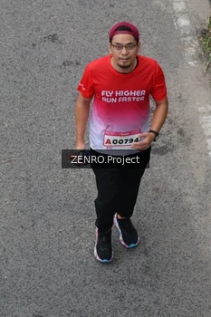 Runner Photo 1817501