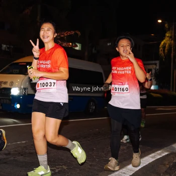 Runner Photo 1817636