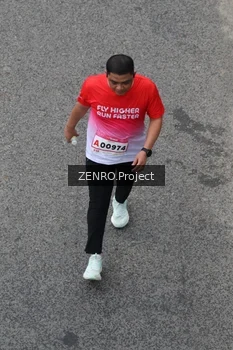 Runner Photo 1817702