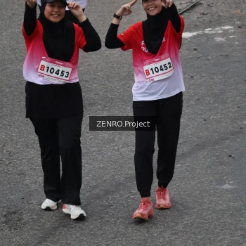 Runner Photo 1818355
