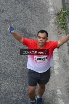 Runner Photo 1818648