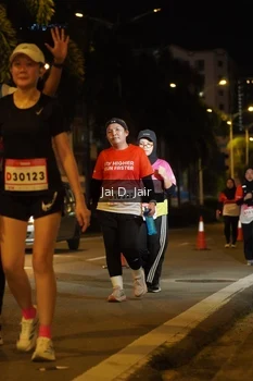 Runner Photo 1818696