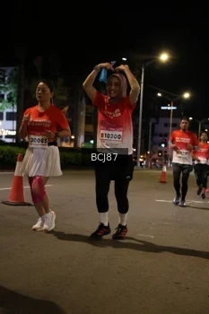 Runner Photo 1818816