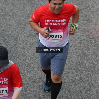 Runner Photo 1818835