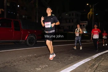Runner Photo 1818942