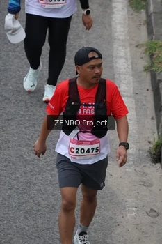 Runner Photo 1819588
