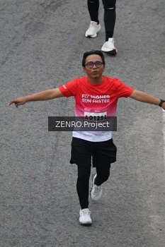 Runner Photo 1820238