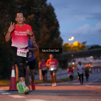 Runner Photo 1820274