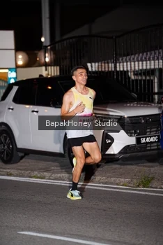 Runner Photo 1820519