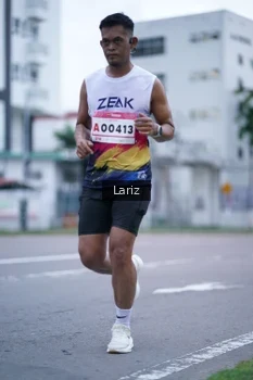Runner Photo 1820543