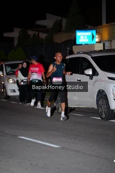 Runner Photo 1820546