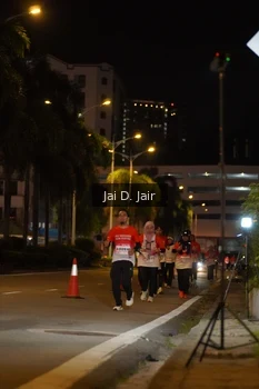 Runner Photo 1821095
