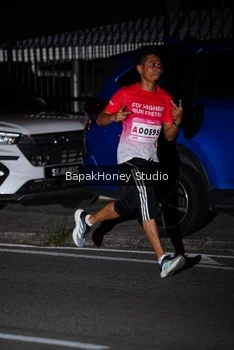 Runner Photo 1821180