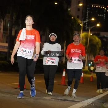 Runner Photo 1821256
