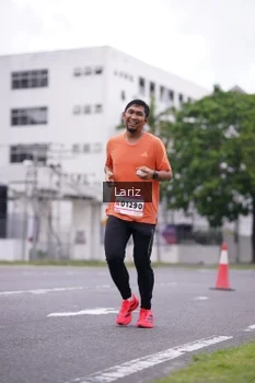 Runner Photo 1821565