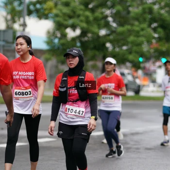 Runner Photo 1821775