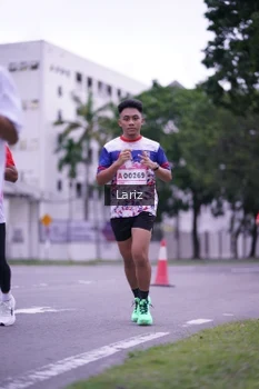 Runner Photo 1821819